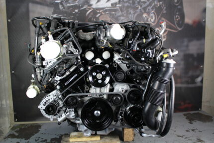 Range Rover 448DT Motor Überholt (7)